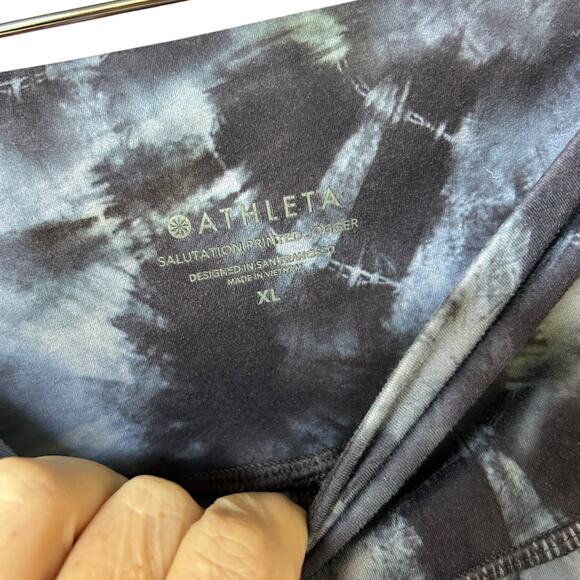 Athleta Women's Salutation Printed Jogger Pant, Calypso Navy Semi-Fitted Size XL - Picture 6 of 7